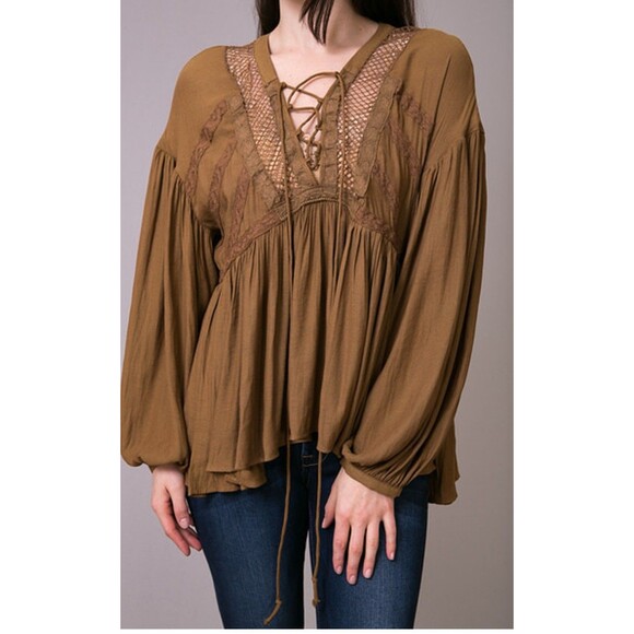Free People Bell Sleeve Blouse Flowy Peasant Burgundy Brown boho top Size Small - Picture 3 of 14